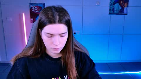 Alice online show from November 16, 5:20 am