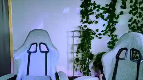 Alice online show from June 24, 7:18 am