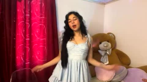 Alicekingdom online show from July 27, 9:12 pm