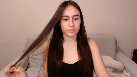 alicekollt online show from December 26, 9:37 pm