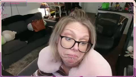 Alice Liddell online show from December 16, 9:20 pm