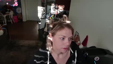 Snapshot of aliceliddell710 chatting on September 30, 1:17 pm Alice Liddell online show from September 30, 1:17 pm