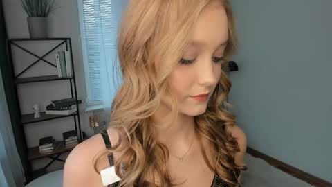 Serena online show from March 7, 8:32 am