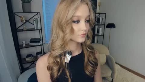 Serena online show from February 2, 1:10 pm