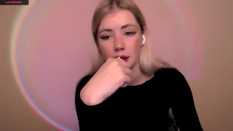 Alice online show from November 14, 8:03 am