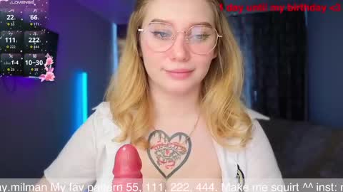 Alice  online show from April 29, 8:39 am
