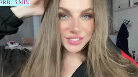 Snapshot of alicerabdit chatting on January 22, 4:55 pm Alice online show from January 22, 4:55 pm