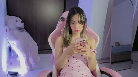 alice online show from May 1, 12:58 am