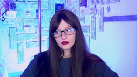 Snapshot of alicewelch_ chatting on October 15, 8:50 am alicewelch_ online show from October 15, 8:50 am