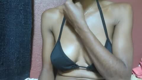 alicia253177 online show from March 2, 8:38 am