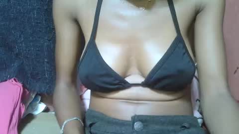 alicia253177 online show from February 7, 7:50 am