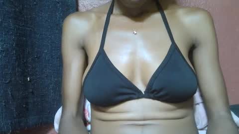 alicia253177 online show from February 16, 8:43 am