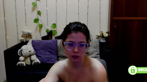 Alicia online show from March 4, 5:03 pm