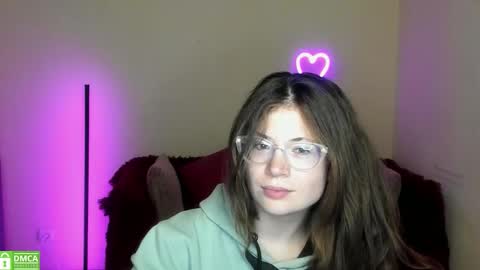 Alicia online show from September 9, 11:21 am