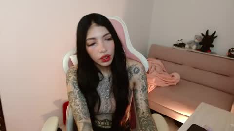 ALICIA  online show from May 13, 7:47 am