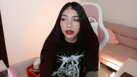 ALICIA  online show from June 1, 5:20 am
