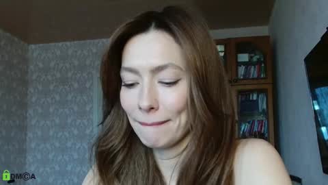 Alicia online show from October 28, 8:42 am