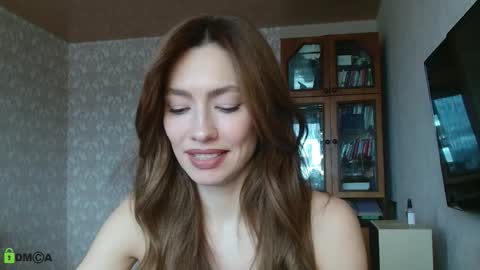 Snapshot of alicia_savory chatting on October 19, 10:17 am Alicia online show from October 19, 10:17 am