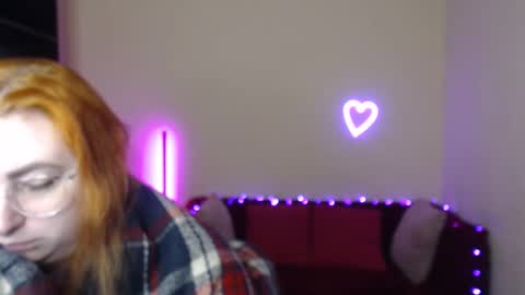 Alicia online show from December 15, 6:51 am