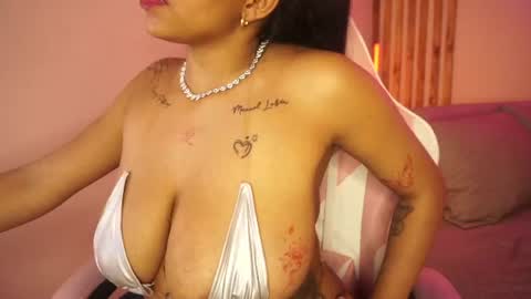 alicia_summer_ online show from June 17, 5:20 am