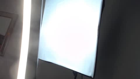 Snapshot of alicia_wonder_dl chatting on January 13, 12:13 pm Ali online show from January 13, 12:13 pm
