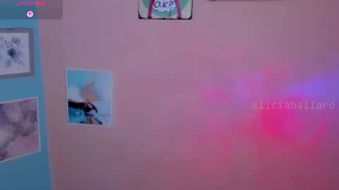 Jennyfer online show from June 20, 8:56 pm