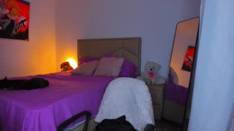 aliciabiden online show from March 11, 3:00 am