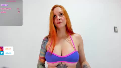 aliciakozlov online show from February 20, 7:47 pm