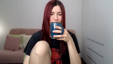 Snapshot of alicianoveli chatting on October 15, 9:12 am alicianoveli online show from October 15, 9:12 am