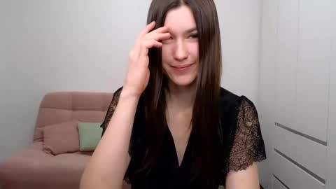 Snapshot of alicianoveli chatting on February 23, 8:55 am alicianoveli online show from February 23, 8:55 am