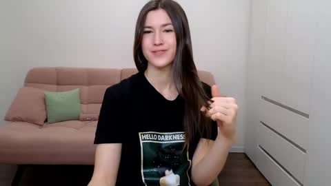 Snapshot of alicianoveli chatting on February 25, 8:58 am alicianoveli online show from February 25, 8:58 am