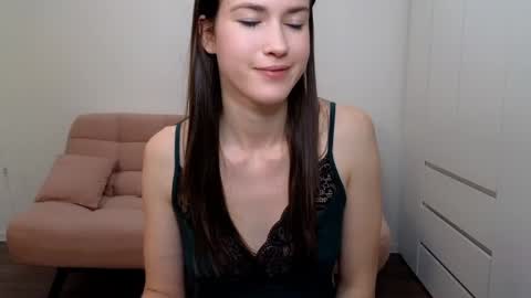 Snapshot of alicianoveli chatting on January 9, 7:52 am alicianoveli online show from January 9, 7:52 am