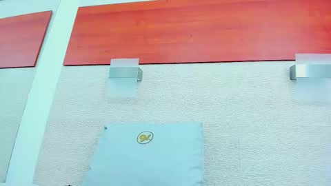 im tutti online show from December 4, 2:03 am