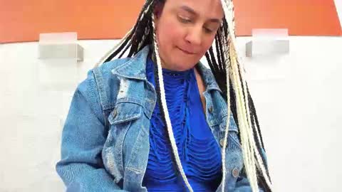 Snapshot of alicie_green chatting on October 20, 2:47 am im tutti online show from October 20, 2:47 am