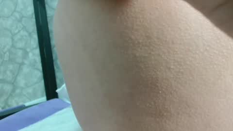 alidaalida2 online show from March 4, 8:02 am