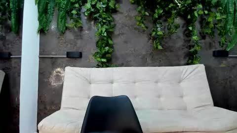 Alice online show from January 12, 4:34 pm