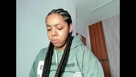 alika online show from October 5, 1:49 pm