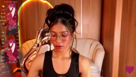 alina_b_ online show from June 27, 8:04 pm