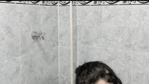 alinabozz1 online show from July 28, 3:59 am