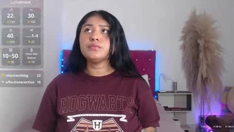 lili online show from November 8, 5:56 am