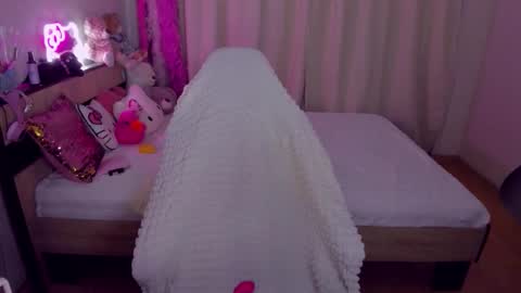 Snapshot of alinaocean chatting on October 21, 8:24 pm alinaocean online show from October 21, 8:24 pm