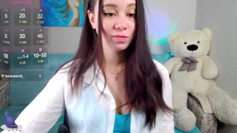 Snapshot of alinaxrose chatting on December 21, 11:13 pm AlinaXRose online show from December 21, 11:13 pm