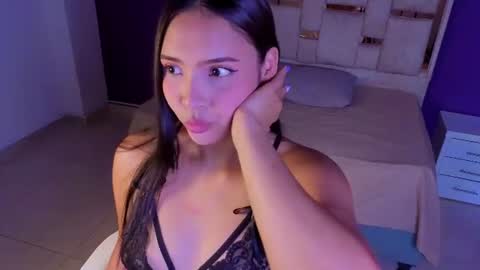 alisa ousen online show from July 13, 7:47 pm