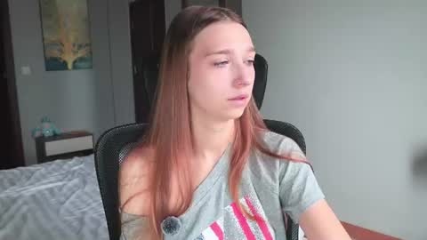 Alice                                   Fansly Alisa01 online show from July 4, 2:40 am