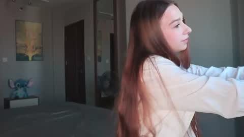 Alice                                   Fansly Alisa01 online show from June 20, 2:26 am