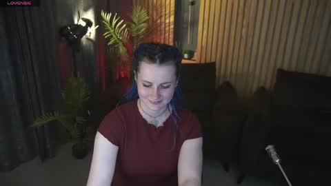 alisagrace online show from May 9, 12:40 pm