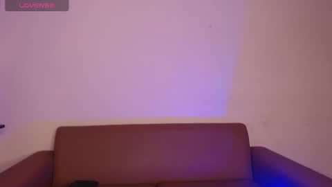 Snapshot of alisha_lims chatting on September 29, 2:00 pm alisha_lims online show from September 29, 2:00 pm