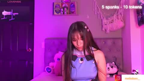 alisha_olsen_ online show from March 6, 6:30 am