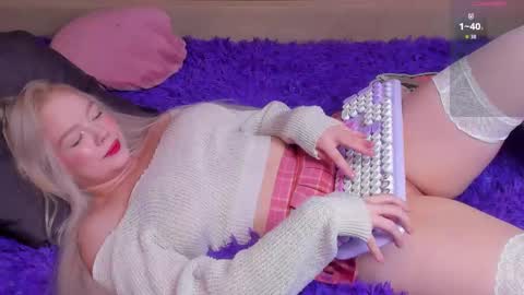 Snapshot of alishaboomboom chatting on September 27, 2:46 pm Alisha online show from September 27, 2:46 pm
