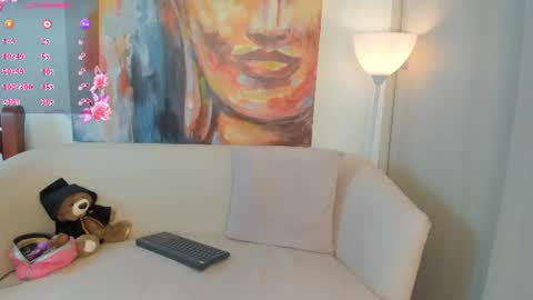Alisha online show from July 10, 1:11 pm